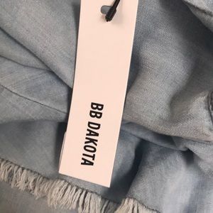 TAGS ON 🏷 BB Dakota size 8 wrap around skirt